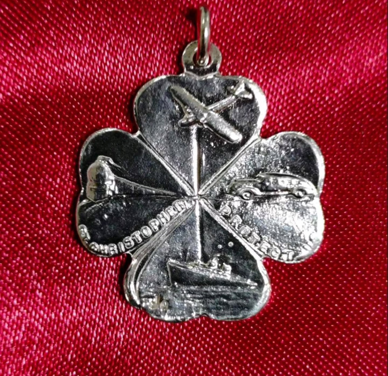 Saint.Christpher Clover Pendant Top